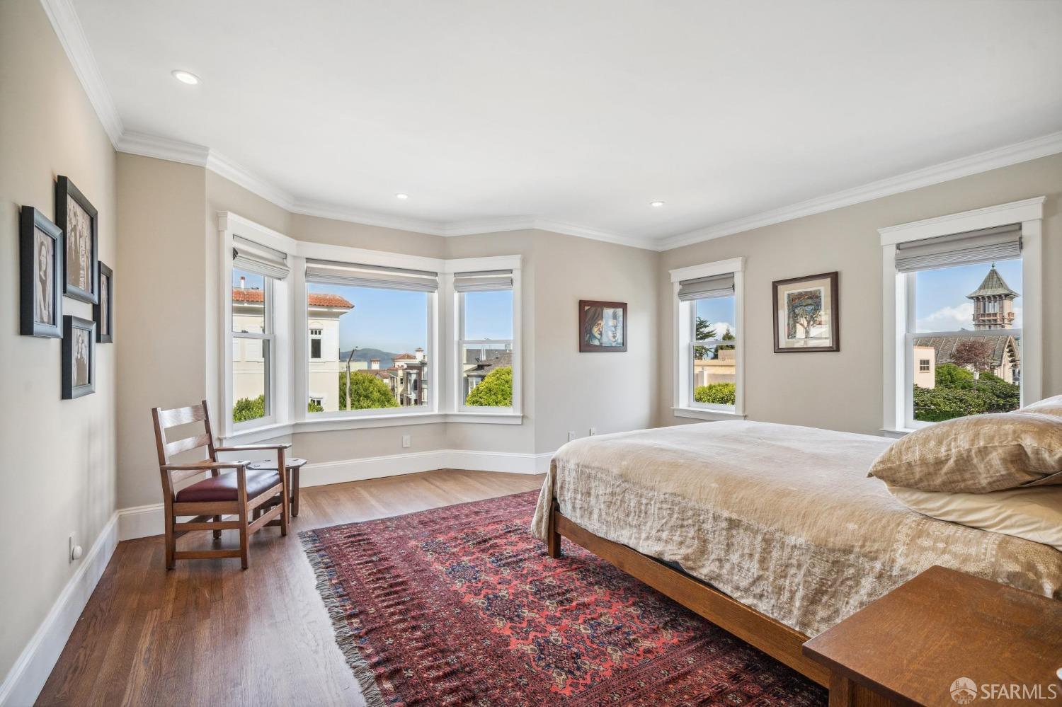 Detail Gallery Image 32 of 49 For 2401 Green St, San Francisco,  CA 94123 - 4 Beds | 3/1 Baths