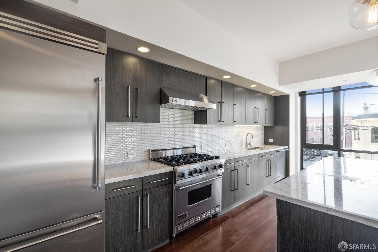 Detail Gallery Image 11 of 57 For 2125 Bryant St #309,  San Francisco,  CA 94110 - 3 Beds | 2 Baths