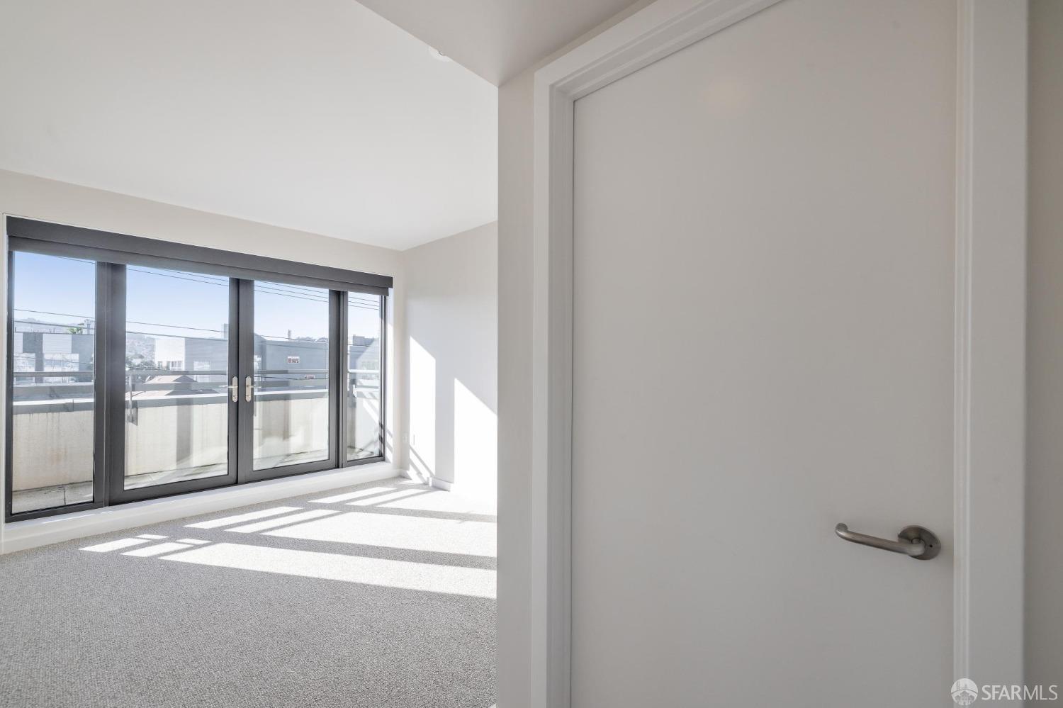 Detail Gallery Image 30 of 57 For 2125 Bryant St #309,  San Francisco,  CA 94110 - 3 Beds | 2 Baths