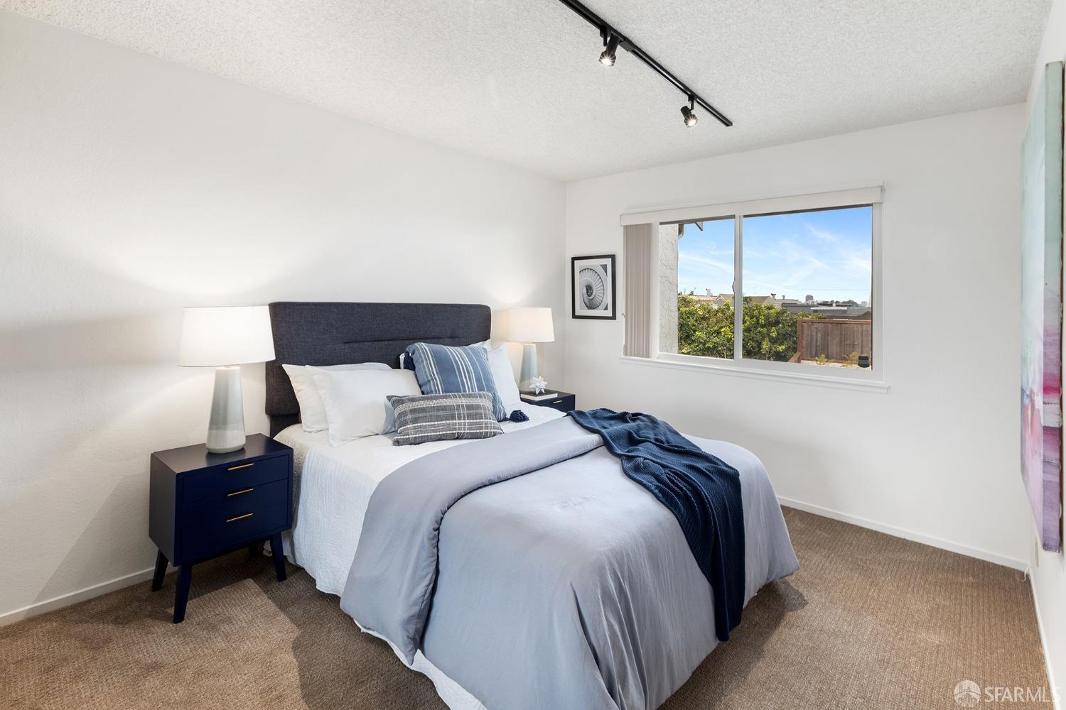 Detail Gallery Image 27 of 70 For 112 Bayview Cir, San Francisco,  CA 94124 - 3 Beds | 2 Baths