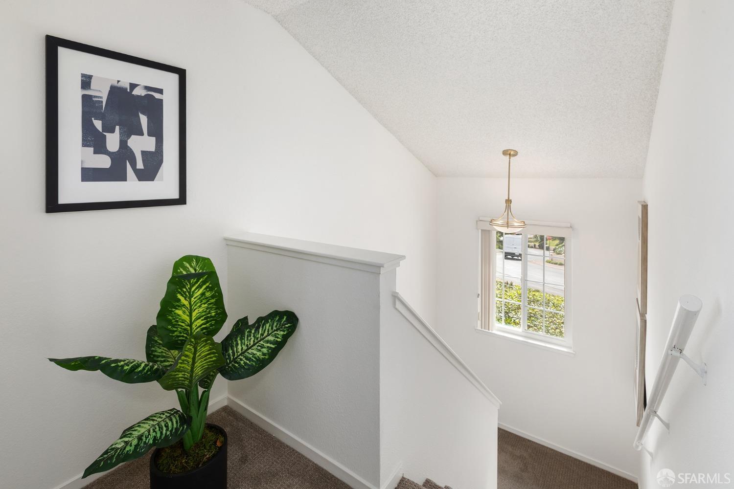 Detail Gallery Image 35 of 70 For 112 Bayview Cir, San Francisco,  CA 94124 - 3 Beds | 2 Baths