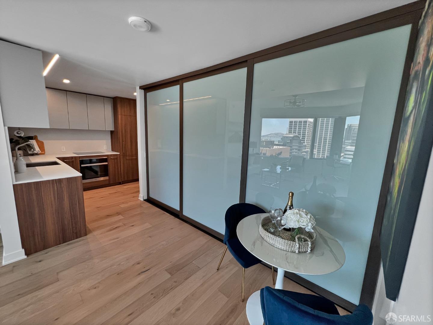Detail Gallery Image 13 of 41 For 280 Spear St 28h,  San Francisco,  CA 94105 - 1 Beds | 1 Baths