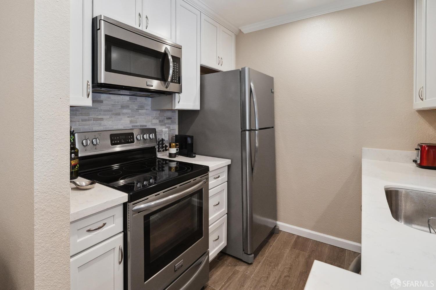 Detail Gallery Image 9 of 30 For 391 Mandarin Dr #309,  Daly City,  CA 94015 - 1 Beds | 1 Baths