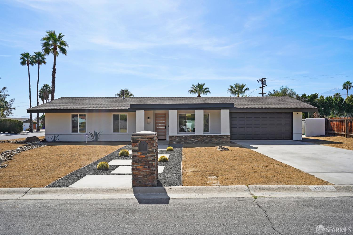 Detail Gallery Image 1 of 1 For 2897 E San Marino Rd, Palm Springs,  CA 92262 - 3 Beds | 2 Baths
