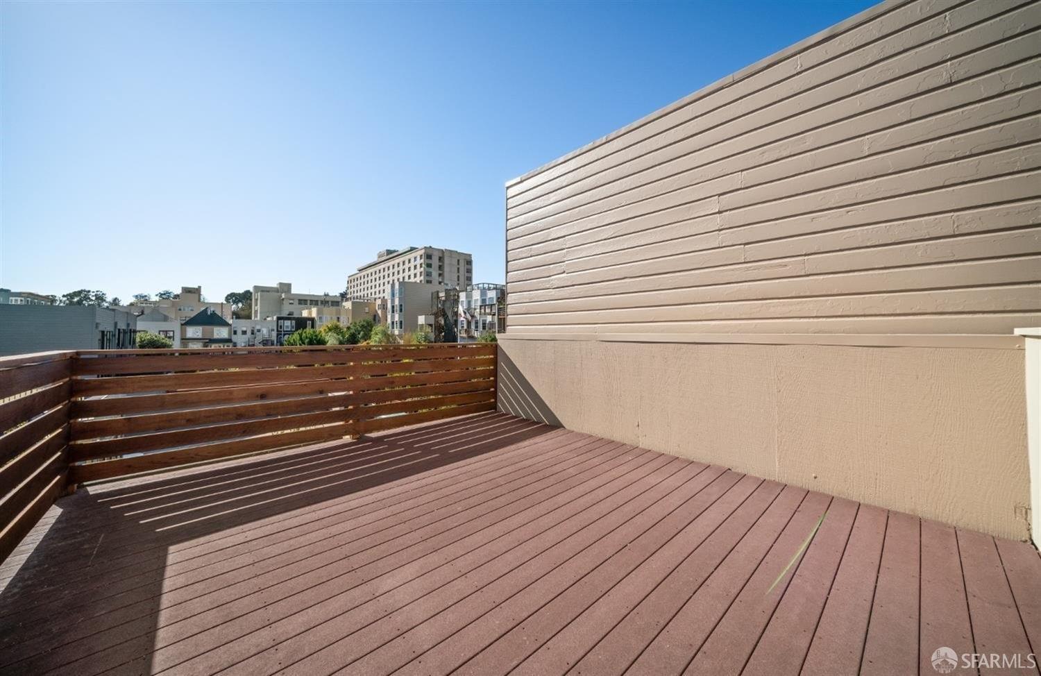 Detail Gallery Image 14 of 18 For 143 Cole St, San Francisco,  CA 94117 - 4 Beds | 3/1 Baths