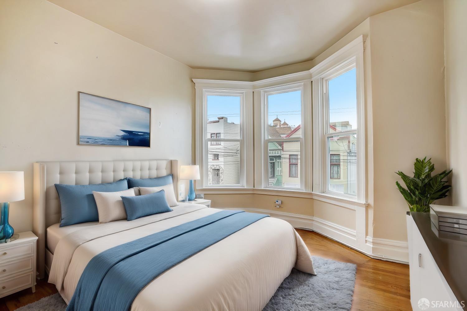 Detail Gallery Image 2 of 37 For 1342 11th Ave #B,  San Francisco,  CA 94122 - 4 Beds | 2 Baths