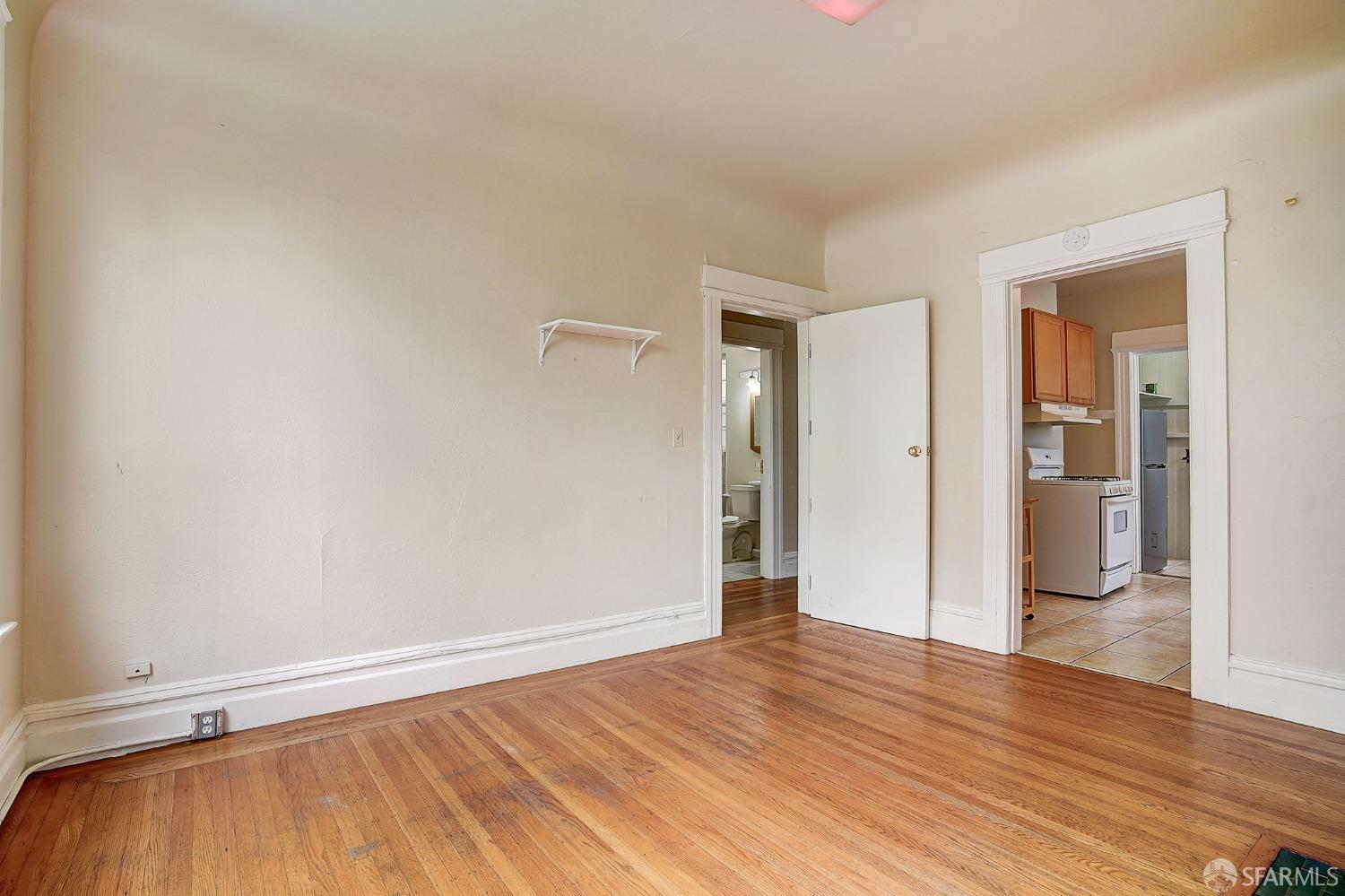 Detail Gallery Image 20 of 37 For 1342 11th Ave #B,  San Francisco,  CA 94122 - 4 Beds | 2 Baths