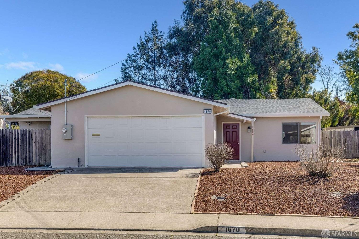 Detail Gallery Image 1 of 1 For 1670 Sandra Ct, Pinole,  CA 94564 - 4 Beds | 2 Baths