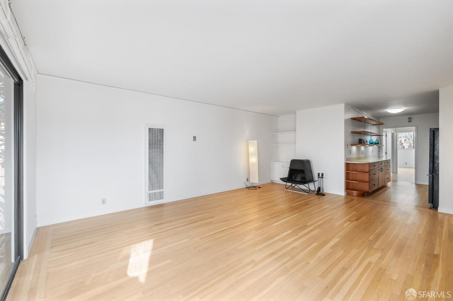 Detail Gallery Image 11 of 31 For 460 Filbert St #2,  San Francisco,  CA 94133 - 1 Beds | 1 Baths