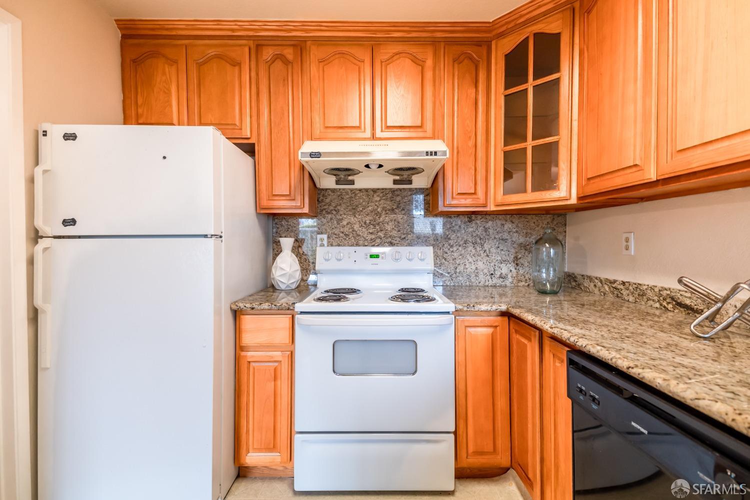 Detail Gallery Image 14 of 41 For 1055 N Capitol Ave #17,  San Jose,  CA 95133 - 2 Beds | 2 Baths