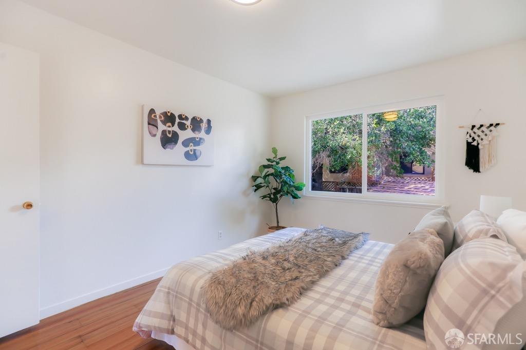 Detail Gallery Image 31 of 56 For 3766 Brookdale Blvd, Castro Valley,  CA 94546 - 3 Beds | 1/1 Baths