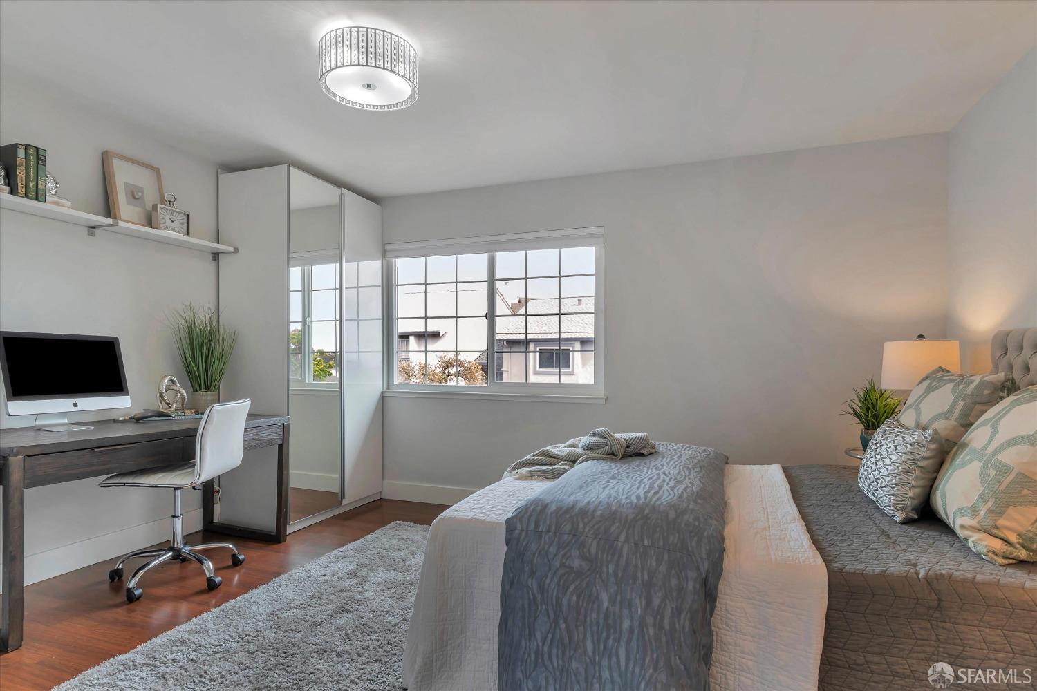 Detail Gallery Image 15 of 38 For 9 Vista View Ct, San Francisco,  CA 94124 - 2 Beds | 2 Baths