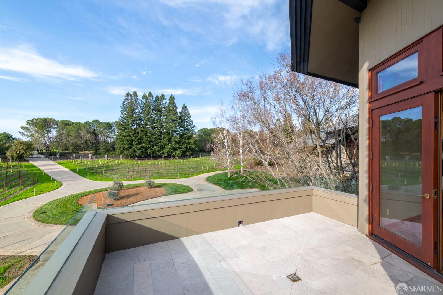 Detail Gallery Image 69 of 94 For 6 Quail Meadows Dr, Woodside,  CA 94062 - 5 Beds | 6/1 Baths