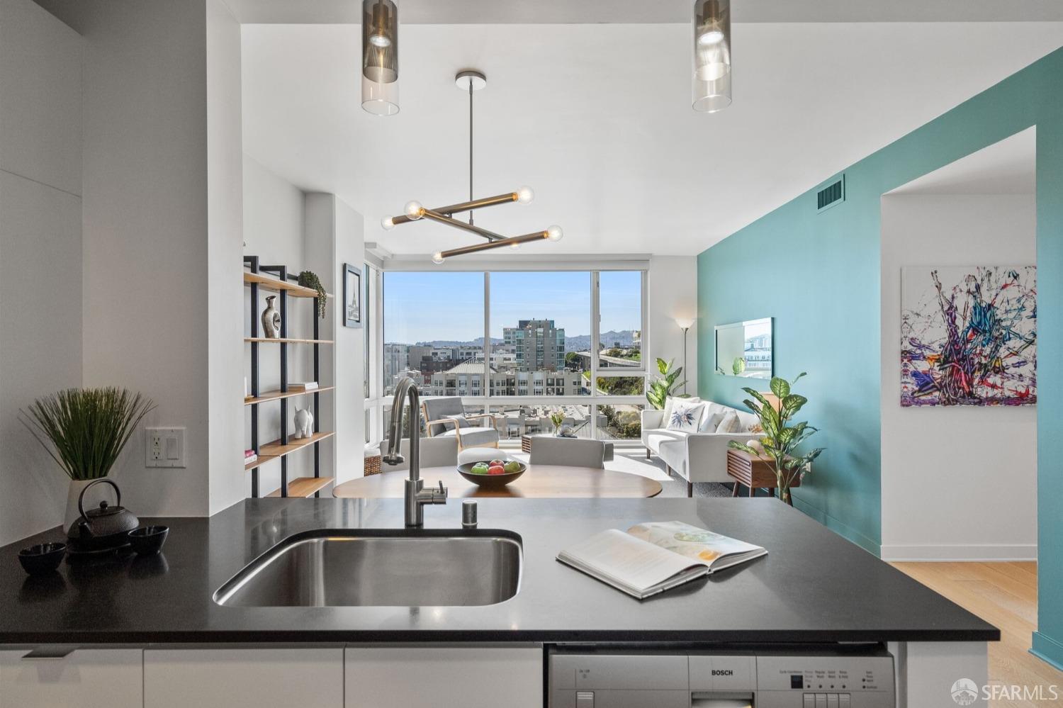 Detail Gallery Image 1 of 1 For 501 Beale St 10g,  San Francisco,  CA 94105 - 2 Beds | 2 Baths
