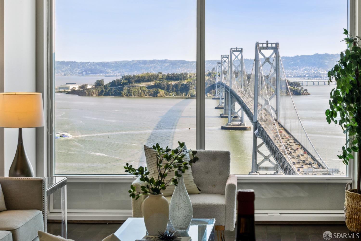 Detail Gallery Image 1 of 29 For 425 1st St #5901,  San Francisco,  CA 94105 - 2 Beds | 2 Baths