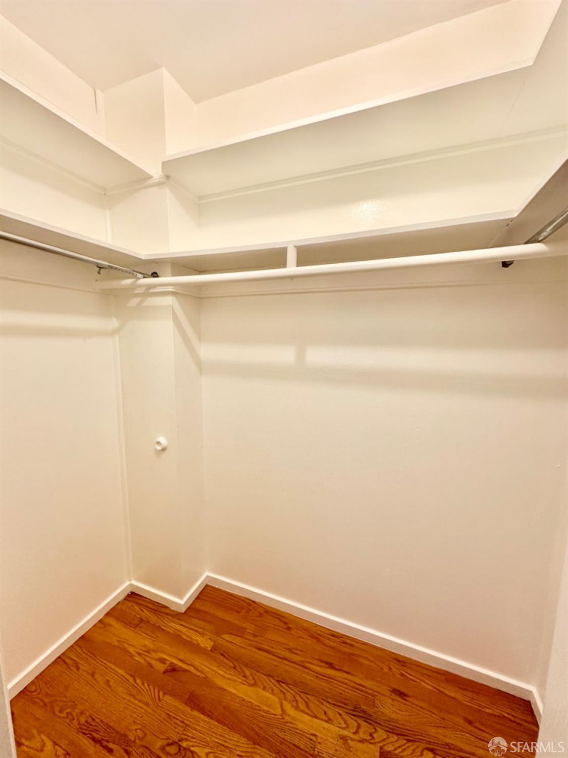 Detail Gallery Image 5 of 19 For 2215 Gough St #3,  San Francisco,  CA 94109 - 1 Beds | 1 Baths