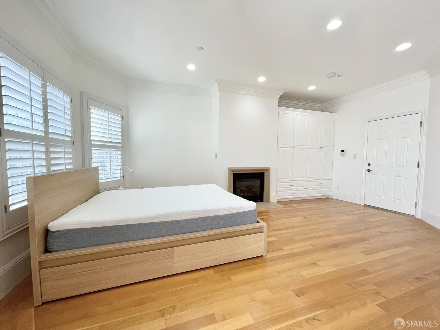 Detail Gallery Image 9 of 13 For 612 Clayton St #3,  San Francisco,  CA 94117 - 0 Beds | 1 Baths