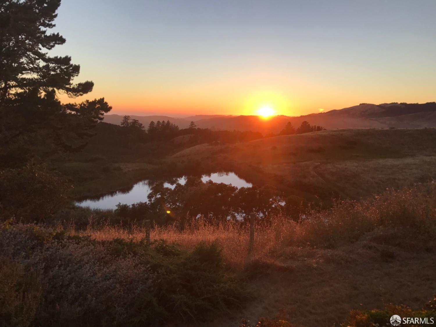 Skyline Boulevard, Redwood City, California image 2