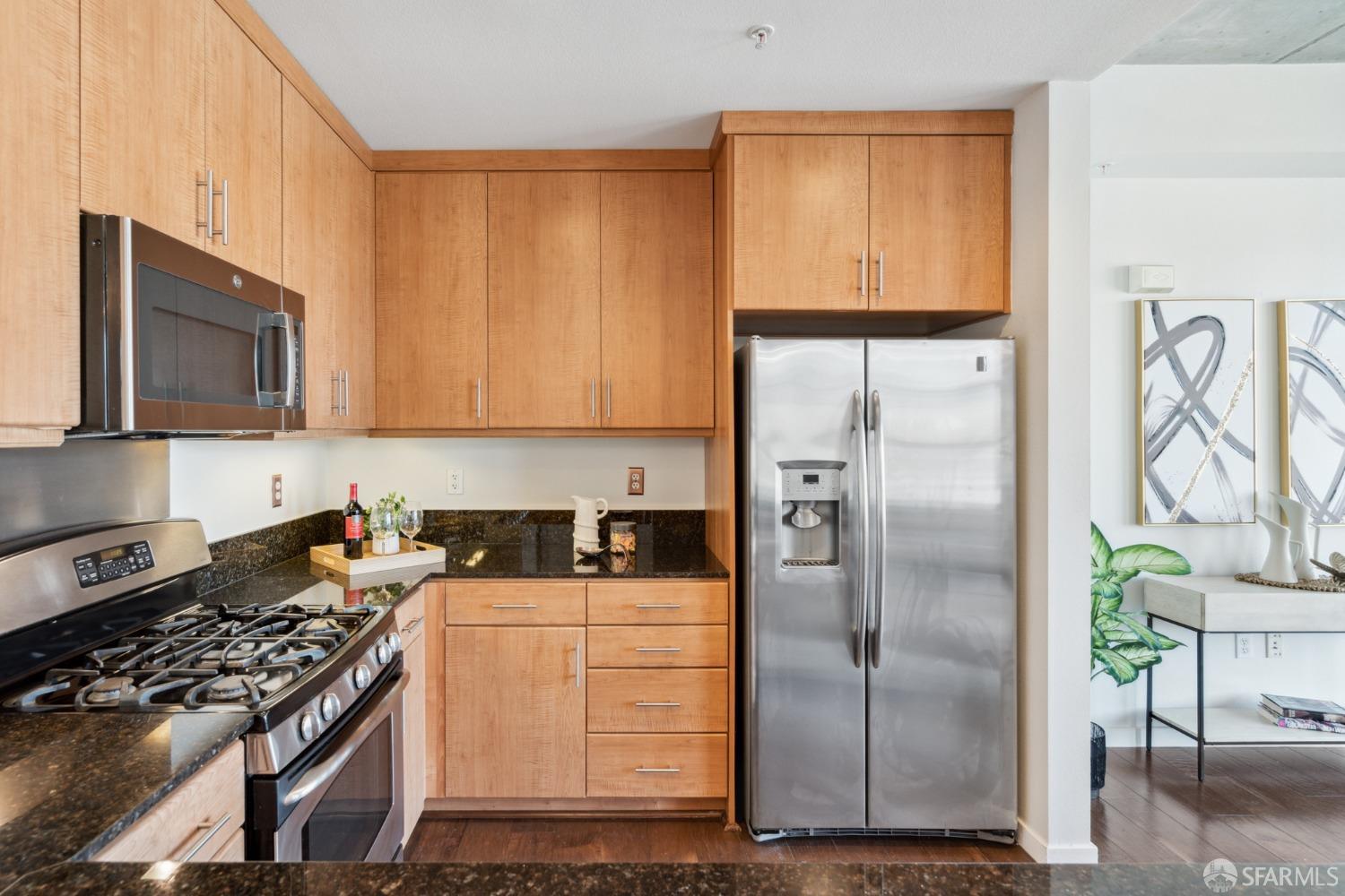 Detail Gallery Image 10 of 51 For 288 3rd St #201,  Oakland,  CA 94607 - 2 Beds | 2 Baths