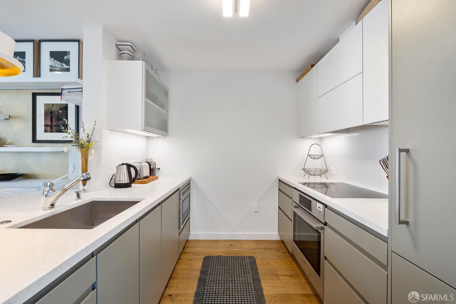 Detail Gallery Image 2 of 19 For 580 Hayes St #405,  San Francisco,  CA 94102 - 1 Beds | 1 Baths