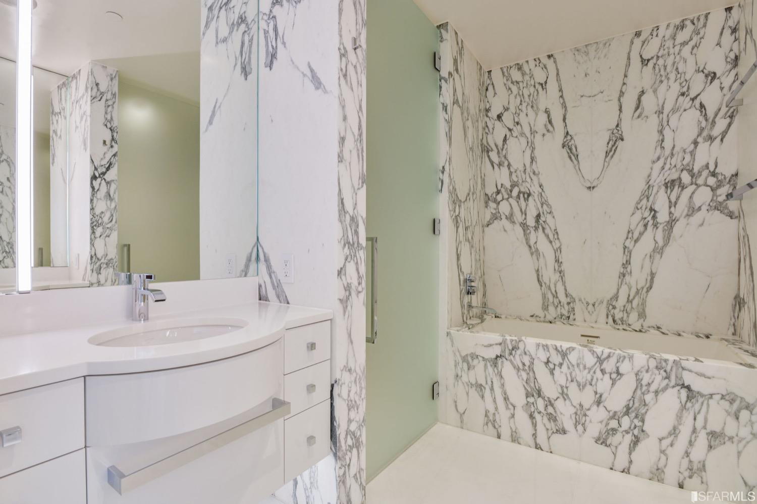 Detail Gallery Image 22 of 37 For 181 Fremont St 58b,  San Francisco,  CA 94105 - 2 Beds | 2/1 Baths