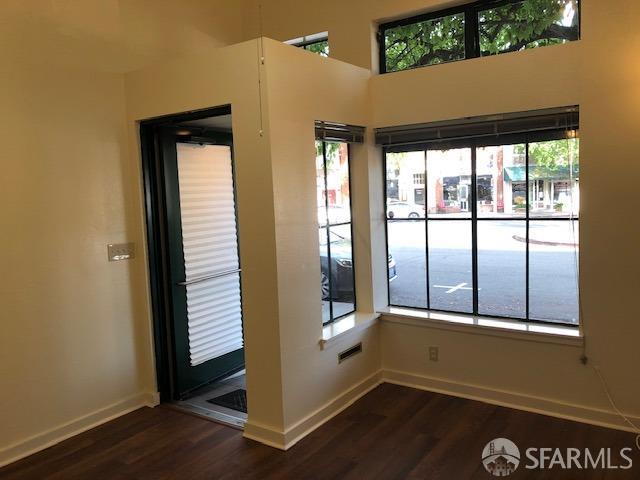 Detail Gallery Image 6 of 7 For 124 Washington Ave, Richmond,  CA 94801 - – Beds | – Baths