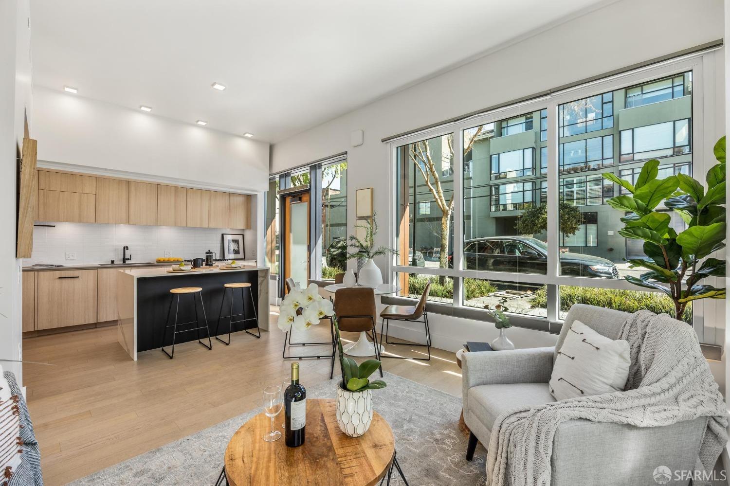 Detail Gallery Image 10 of 34 For 950 Tennessee St #111,  San Francisco,  CA 94107 - 2 Beds | 2 Baths