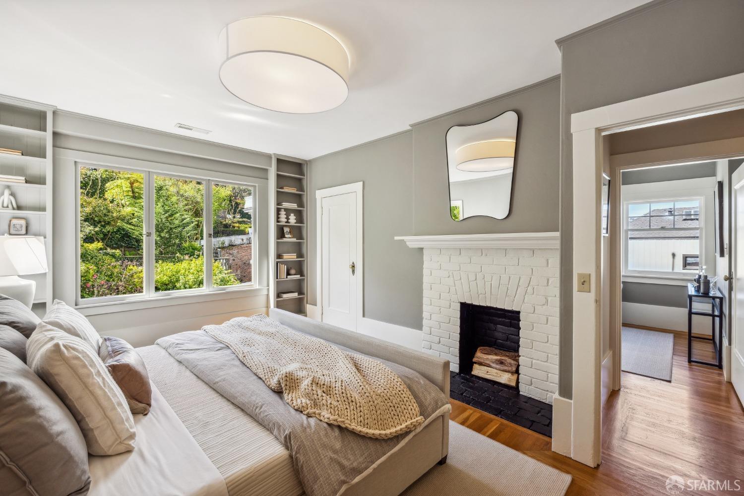 Detail Gallery Image 18 of 40 For 2721 Pierce St, San Francisco,  CA 94123 - 4 Beds | 2 Baths