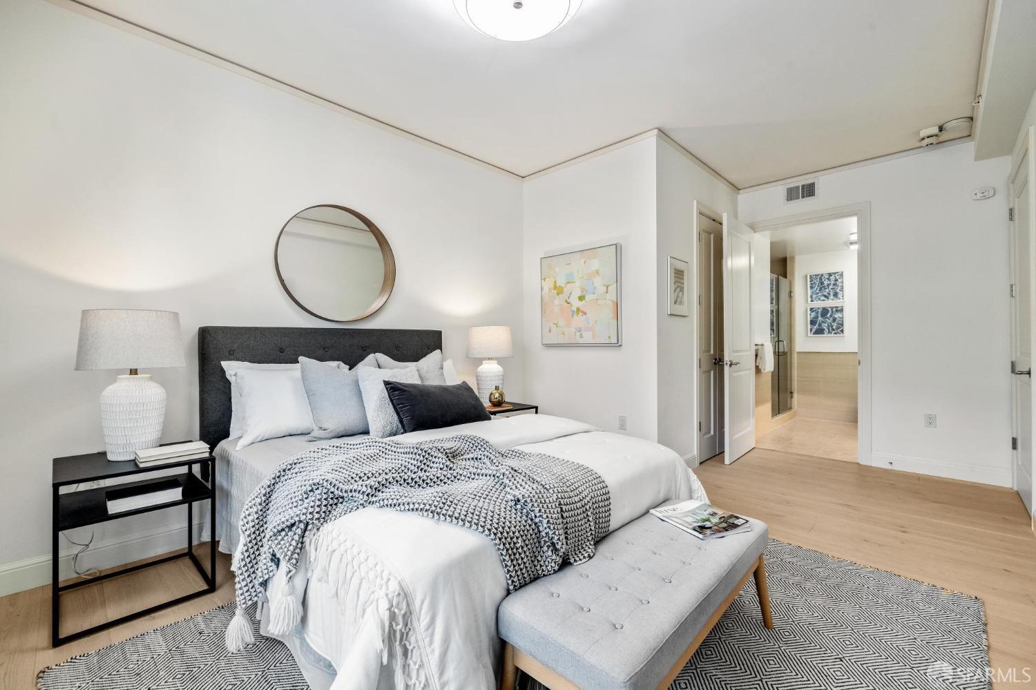 Detail Gallery Image 16 of 42 For 1501 Greenwich St #202,  San Francisco,  CA 94123 - 2 Beds | 2 Baths