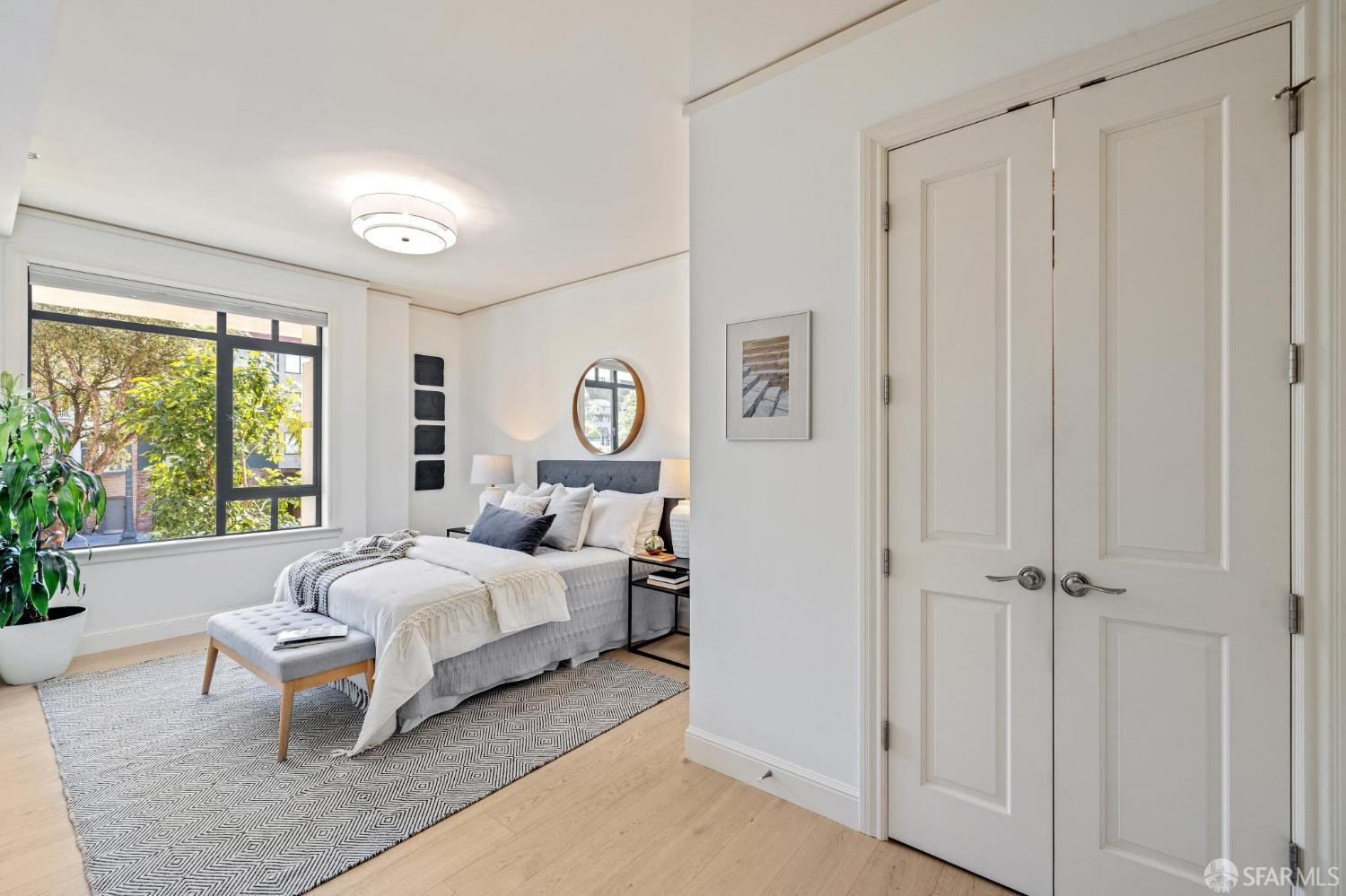 Detail Gallery Image 11 of 42 For 1501 Greenwich St #202,  San Francisco,  CA 94123 - 2 Beds | 2 Baths