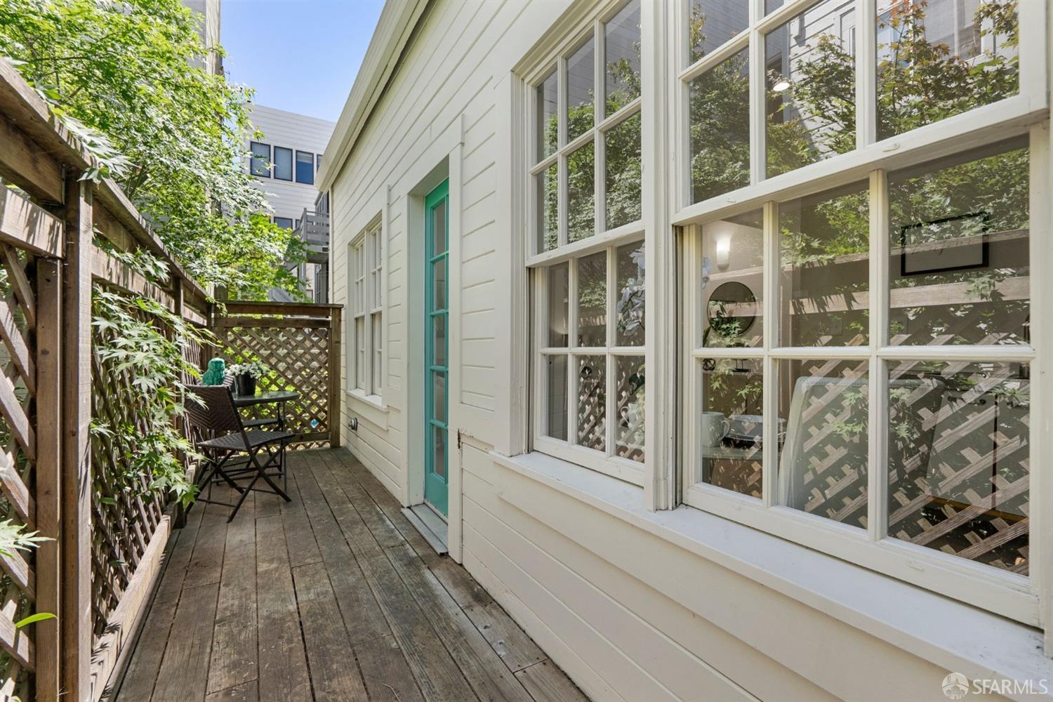 Detail Gallery Image 21 of 23 For 171 Lexington St, San Francisco,  CA 94110 - 2 Beds | 1 Baths