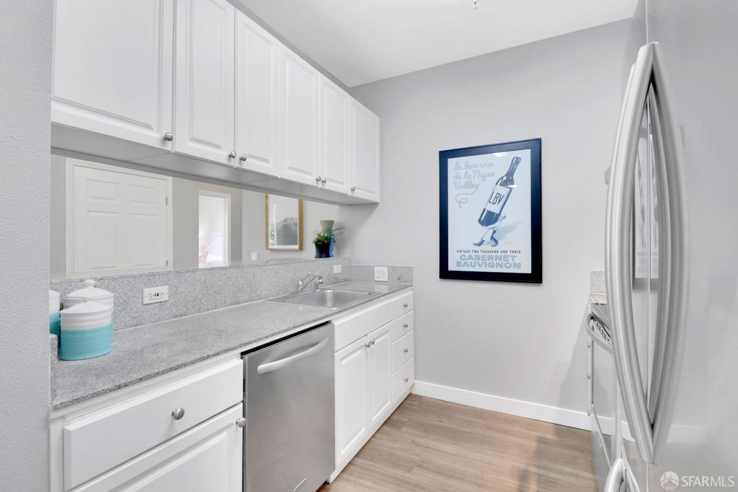 Detail Gallery Image 11 of 28 For 401 S Norfolk St #123,  San Mateo,  CA 94401 - 1 Beds | 1 Baths