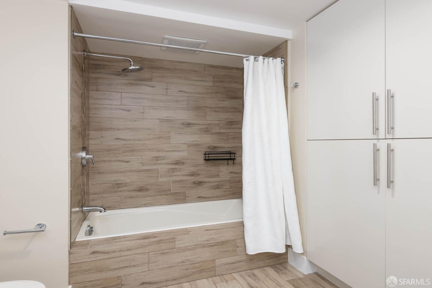 Detail Gallery Image 71 of 79 For 200 Brannan St #141,  San Francisco,  CA 94107 - 2 Beds | 2 Baths