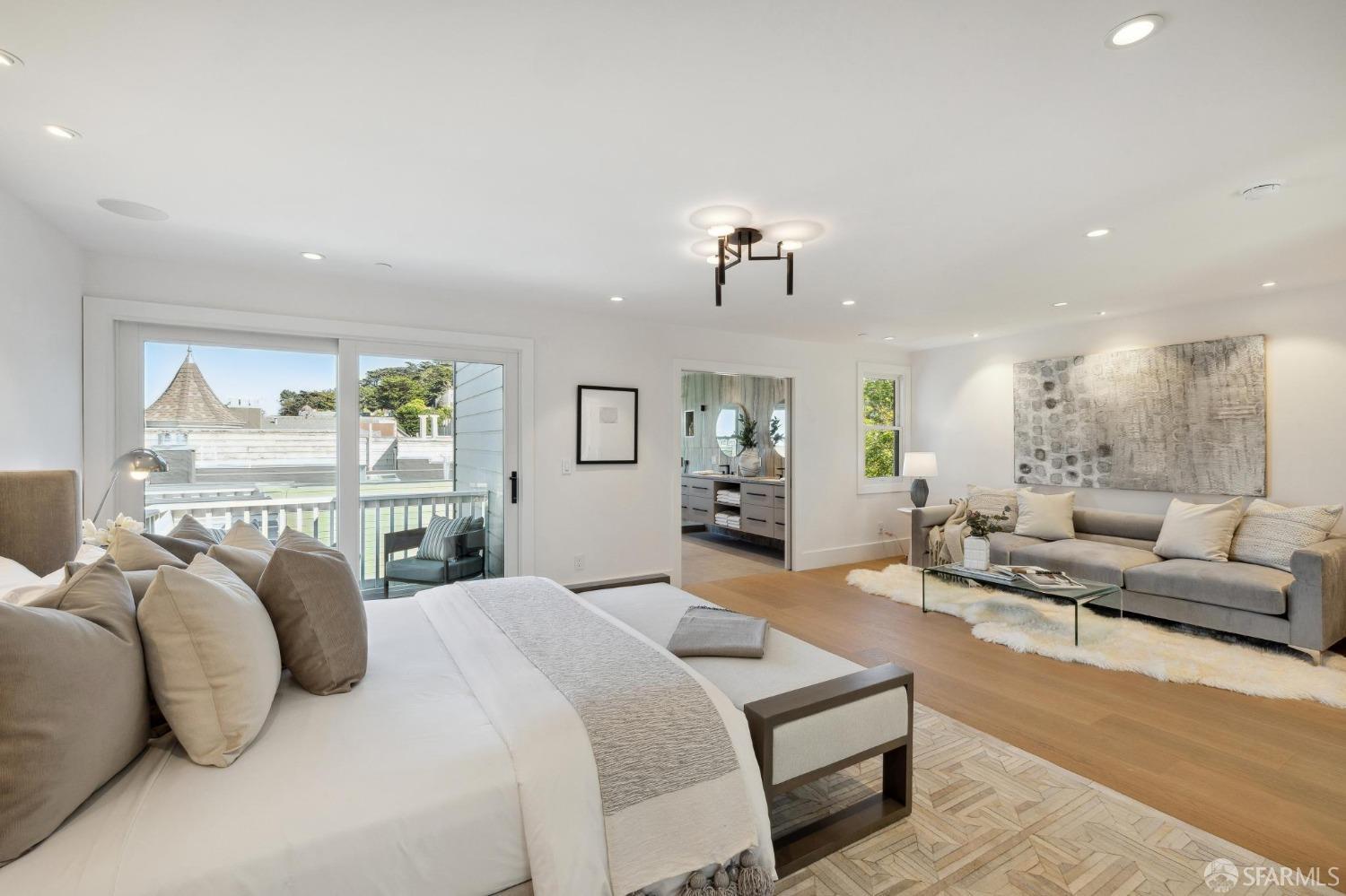 Detail Gallery Image 27 of 60 For 704 Ashbury St, San Francisco,  CA 94117 - 5 Beds | 4/2 Baths