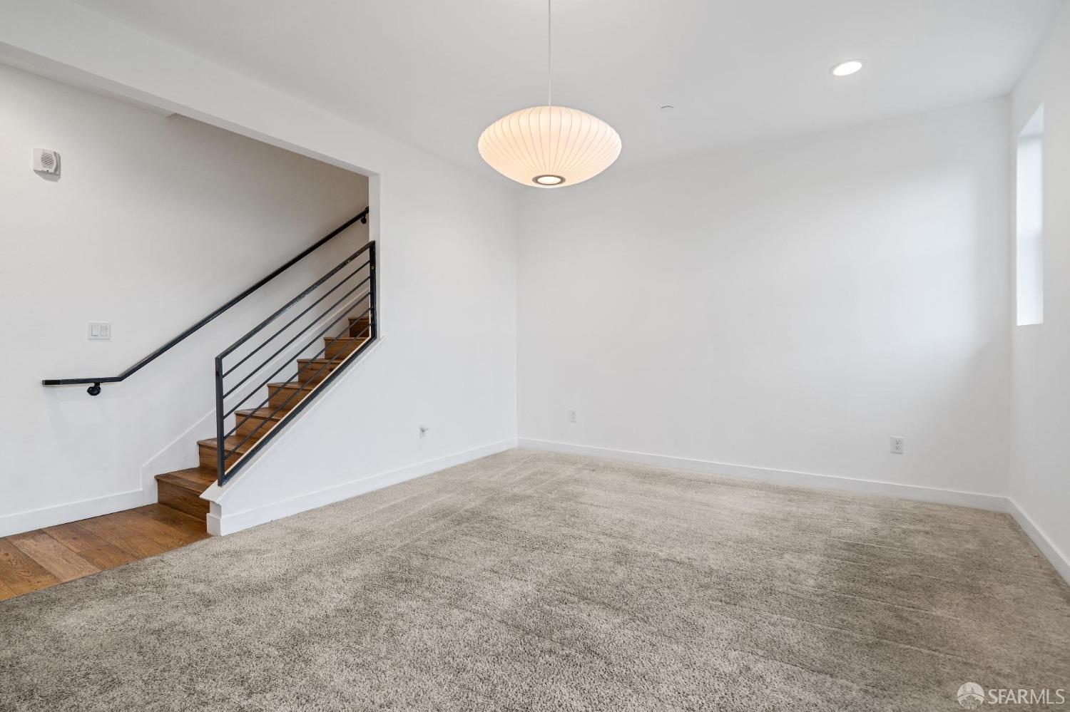 Detail Gallery Image 11 of 57 For 1353 Pullman Way, Oakland,  CA 94607 - 2 Beds | 2/1 Baths