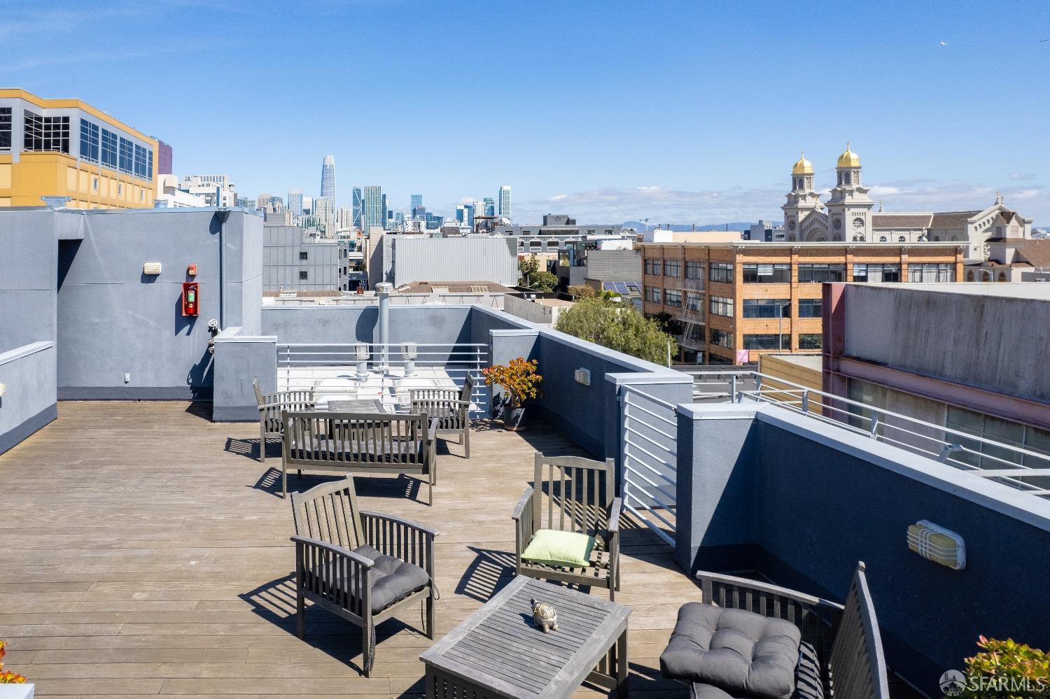 Detail Gallery Image 36 of 47 For 1025 Minna St #6,  San Francisco,  CA 94103 - 1 Beds | 1/1 Baths