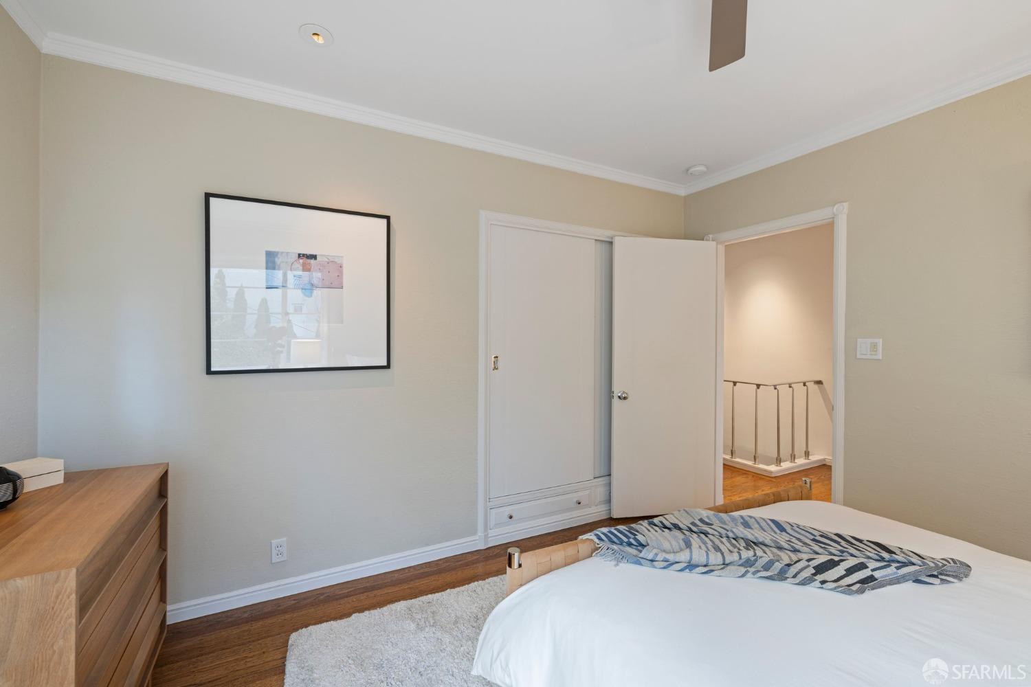 Detail Gallery Image 31 of 50 For 2201 Leavenworth St, San Francisco,  CA 94133 - 4 Beds | 2/1 Baths
