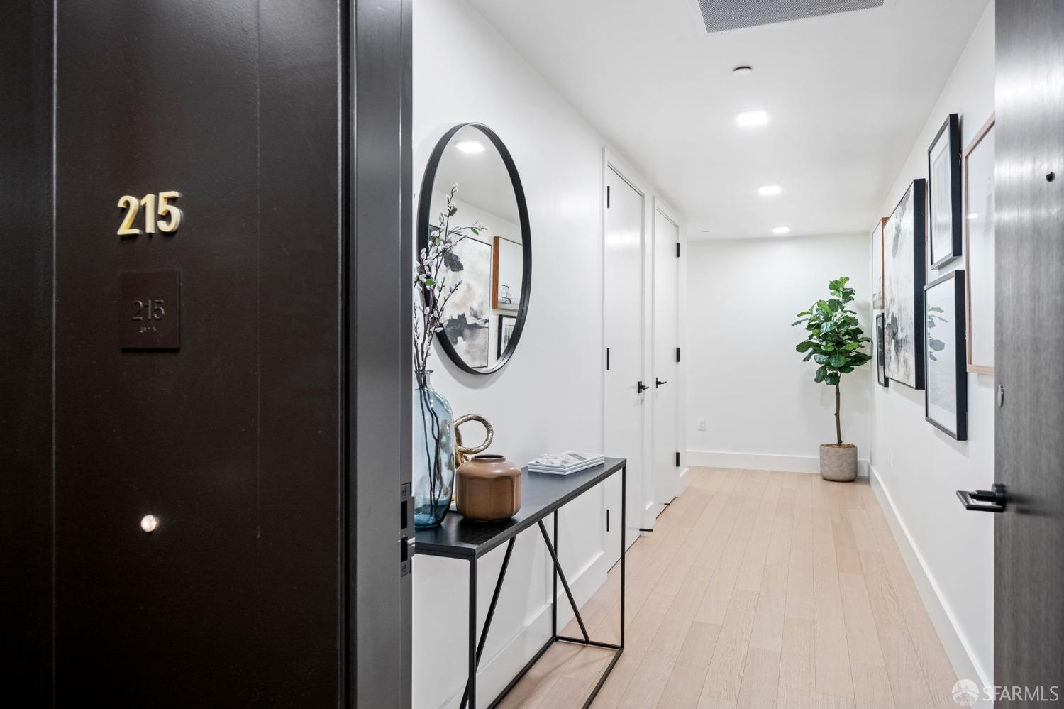 Detail Gallery Image 2 of 66 For 950 Tennessee St #215,  San Francisco,  CA 94107 - 2 Beds | 2 Baths
