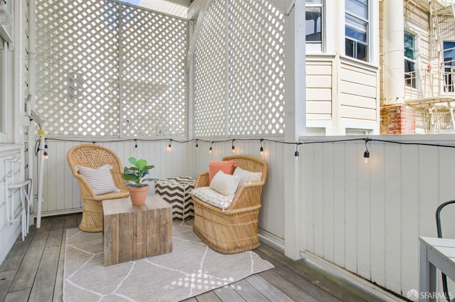 Detail Gallery Image 39 of 51 For 138 Scott St, San Francisco,  CA 94117 - 3 Beds | 2 Baths