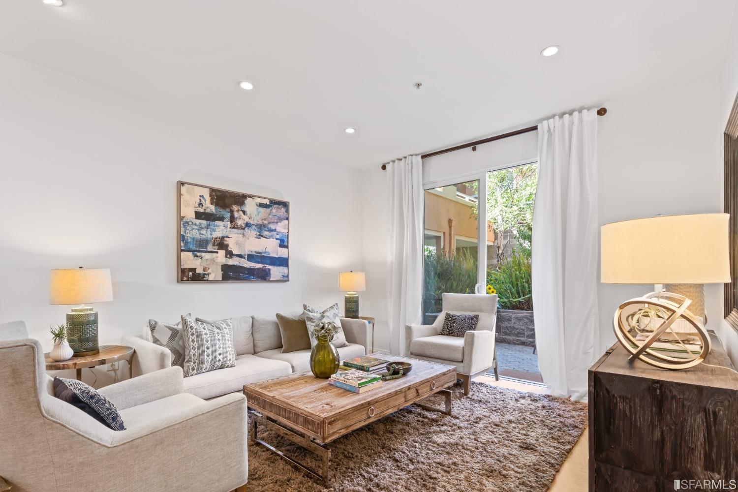 Detail Gallery Image 8 of 48 For 401 Crescent Ct #4101,  San Francisco,  CA 94134 - 1 Beds | 1 Baths