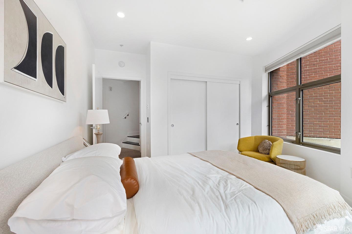 Detail Gallery Image 38 of 54 For 438 W Grand Ave #420,  Oakland,  CA 94612 - 3 Beds | 2/1 Baths