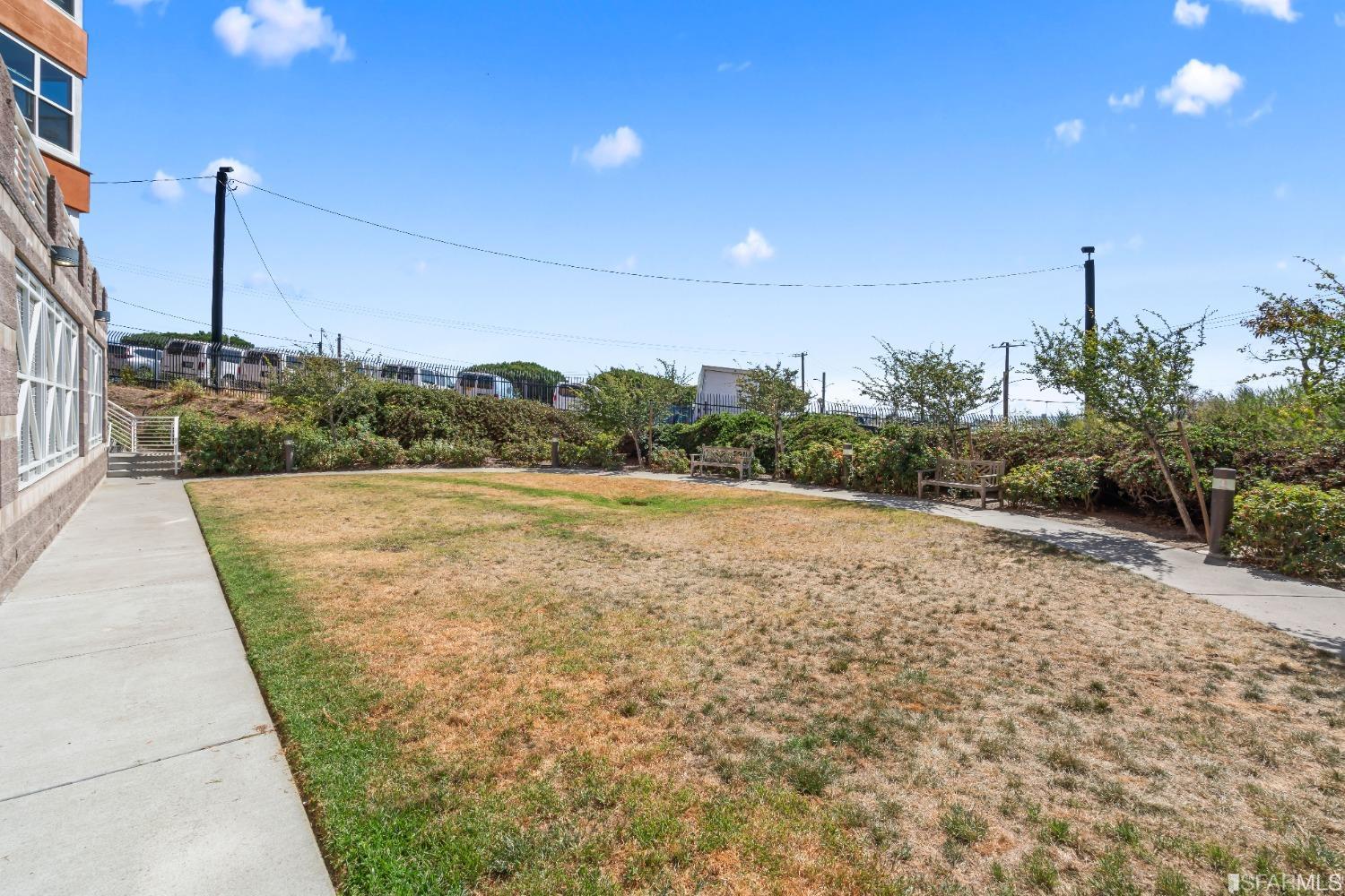 Detail Gallery Image 34 of 48 For 401 Crescent Ct #4101,  San Francisco,  CA 94134 - 1 Beds | 1 Baths