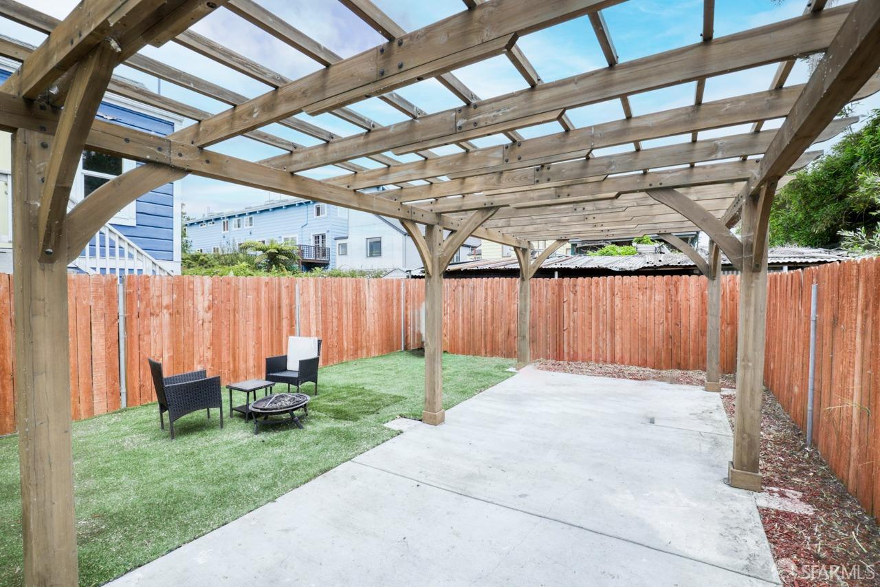 Detail Gallery Image 45 of 51 For 336 Peralta St, Oakland,  CA 94607 - 4 Beds | 2 Baths