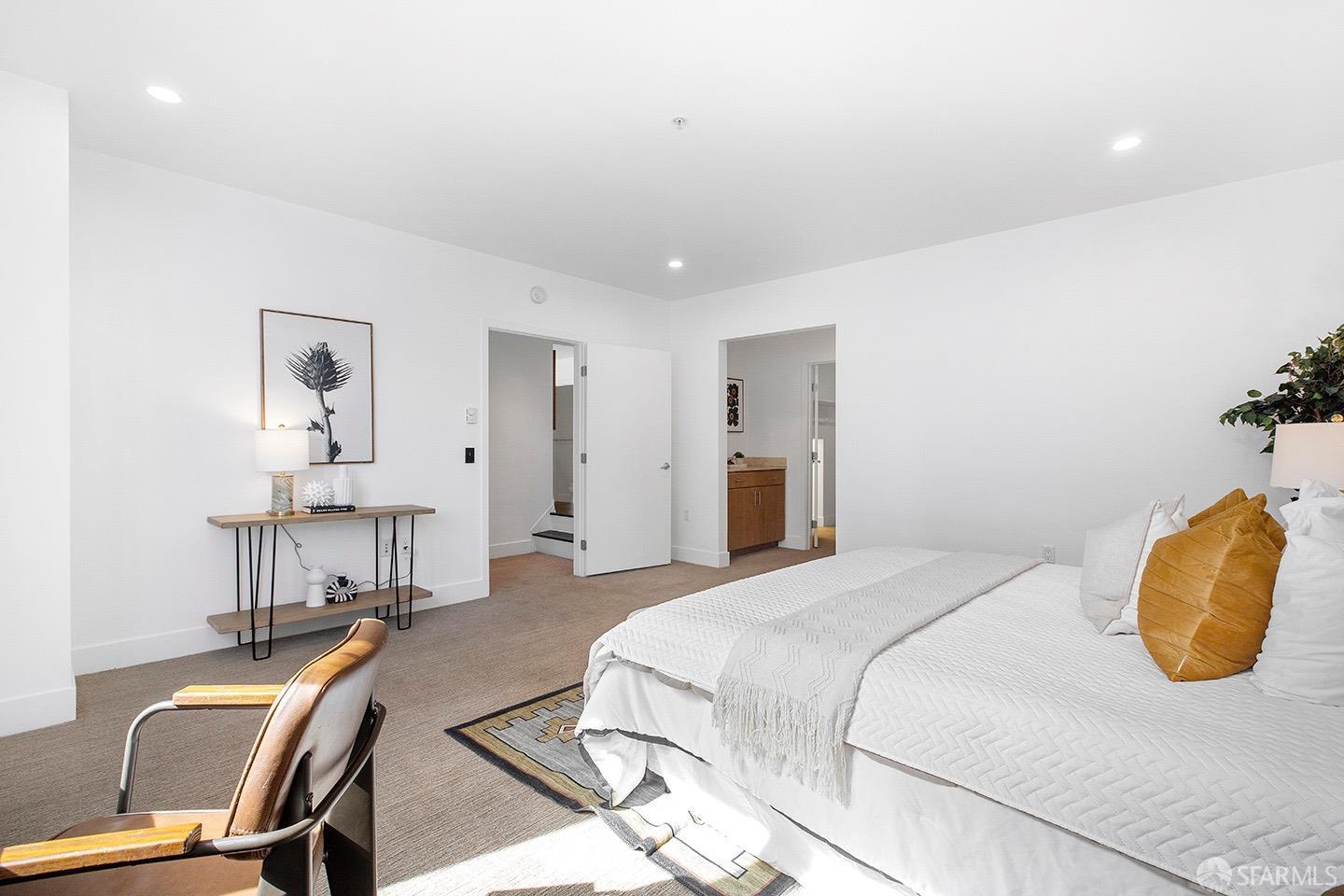 Detail Gallery Image 27 of 54 For 438 W Grand Ave #420,  Oakland,  CA 94612 - 3 Beds | 2/1 Baths