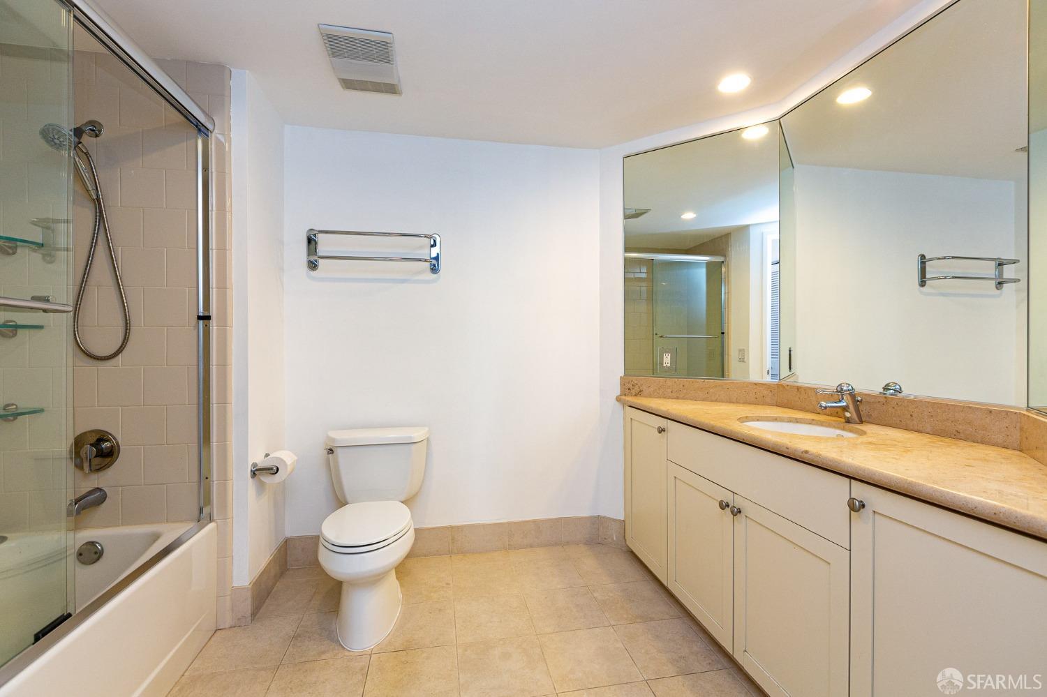 Detail Gallery Image 19 of 27 For 1800 Washington St #811,  San Francisco,  CA 94109 - 2 Beds | 2 Baths