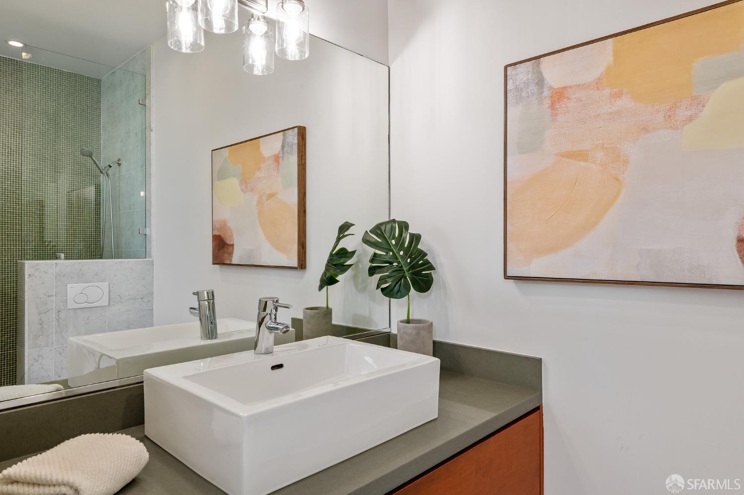 Detail Gallery Image 23 of 39 For 2735 Bush St, San Francisco,  CA 94115 - 2 Beds | 2 Baths
