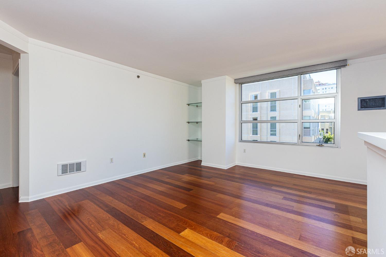 Detail Gallery Image 9 of 27 For 1800 Washington St #811,  San Francisco,  CA 94109 - 2 Beds | 2 Baths
