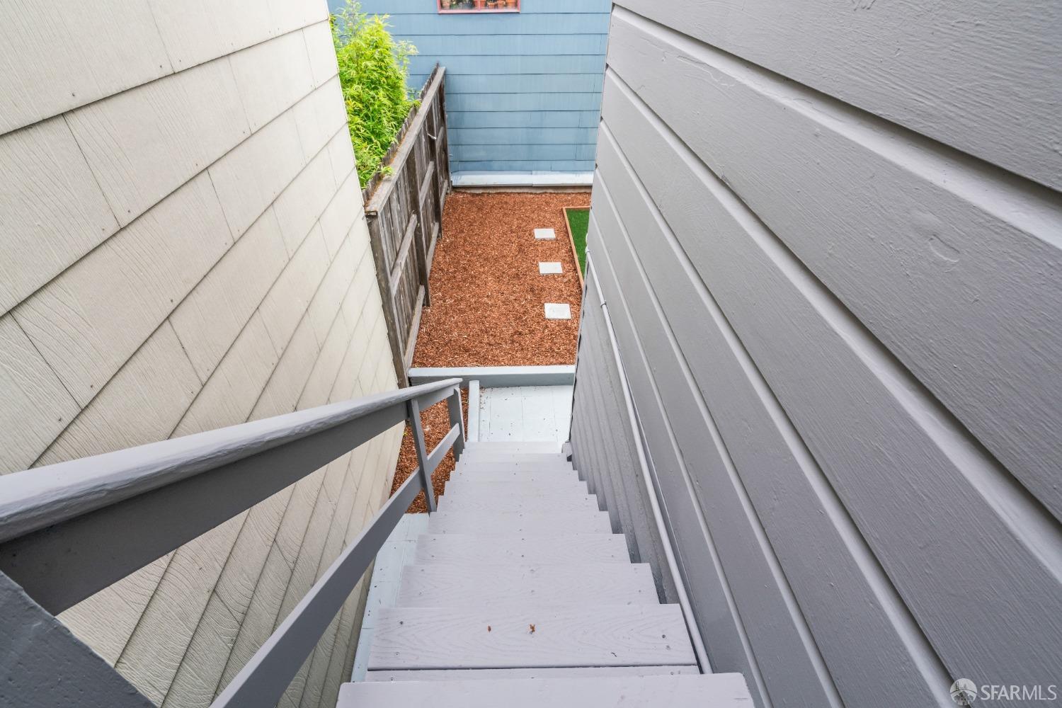 Detail Gallery Image 36 of 87 For 88 Norton St, San Francisco,  CA 94112 - 3 Beds | 2/1 Baths