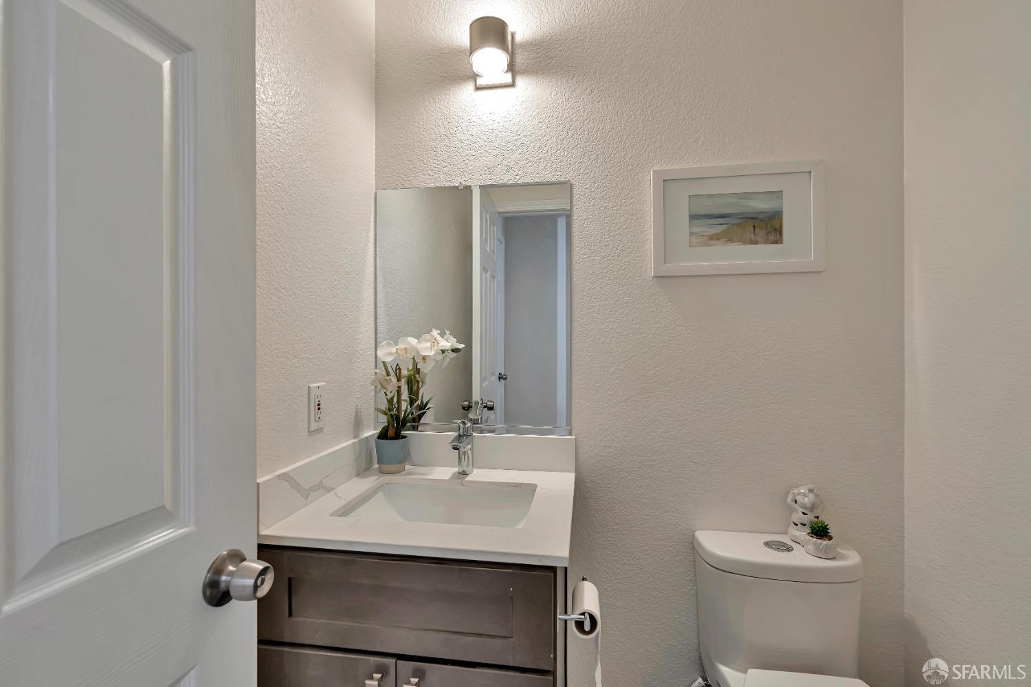 Detail Gallery Image 34 of 40 For 617 Carlotta Cir, Pinole,  CA 94564 - 4 Beds | 2/1 Baths
