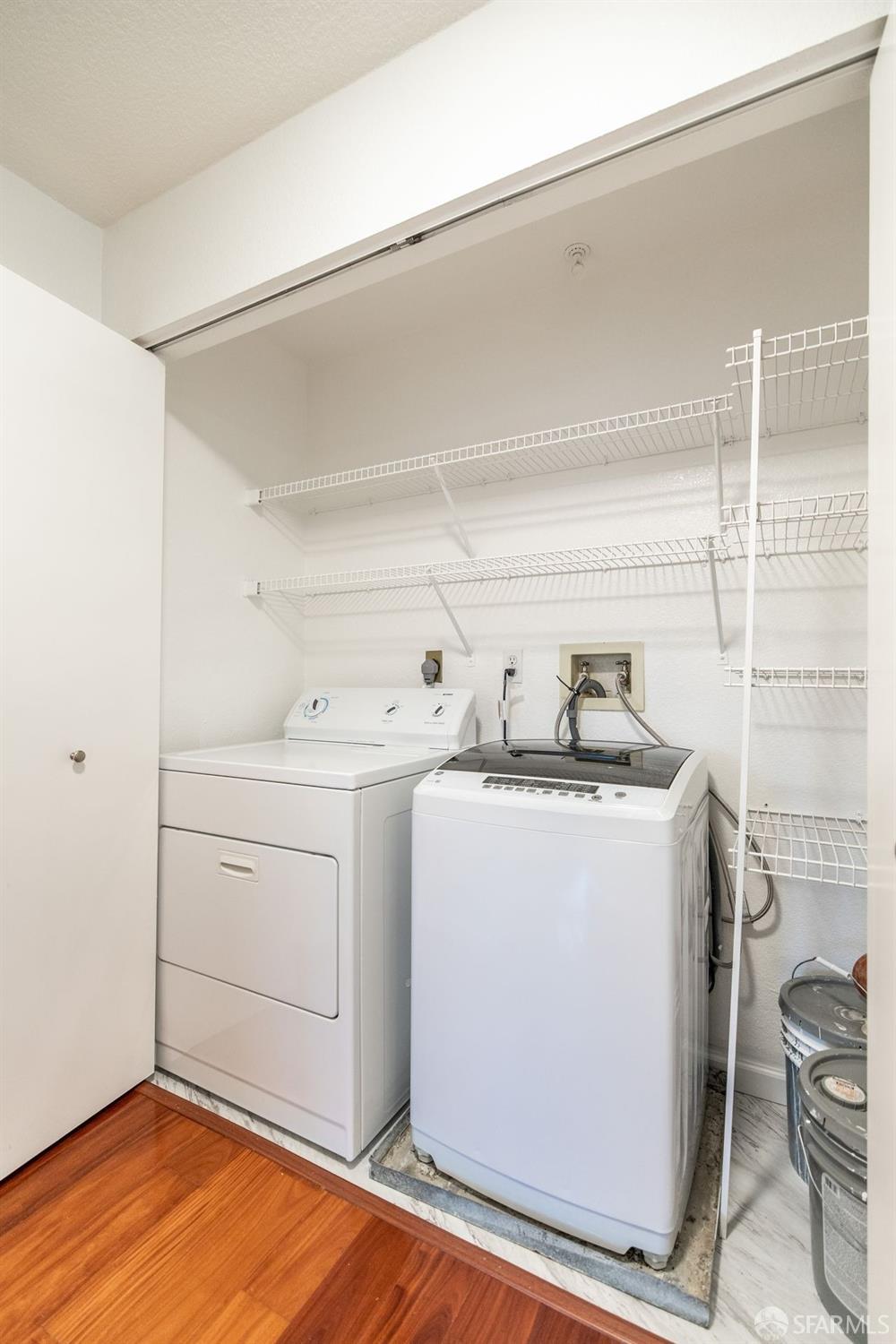 Detail Gallery Image 15 of 27 For 166 B St, Hayward,  CA 94541 - 2 Beds | 1 Baths